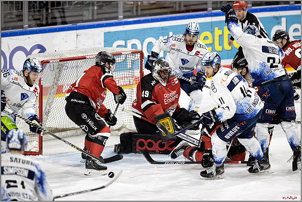 PENNY DEL 1. Playoff Runde;  Koelner Haie - ERC Ingolstadt; Koeln, 05.04.2022